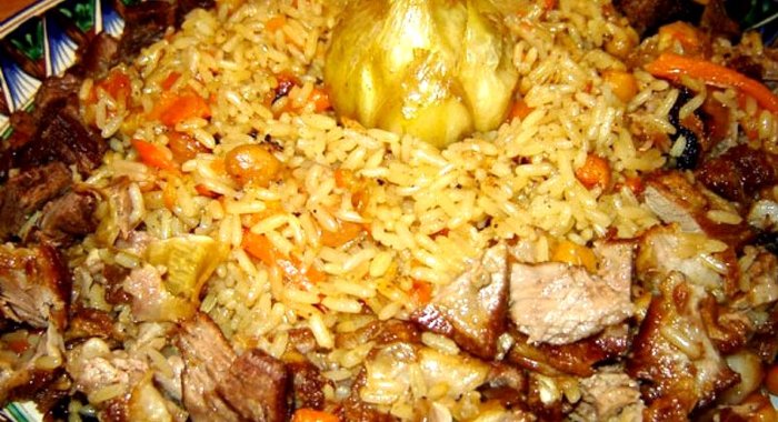 Узбекский плов с бараниной и барбарисом