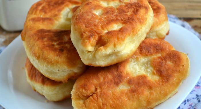 Бездрожжевое тесто для пирожков на кефире