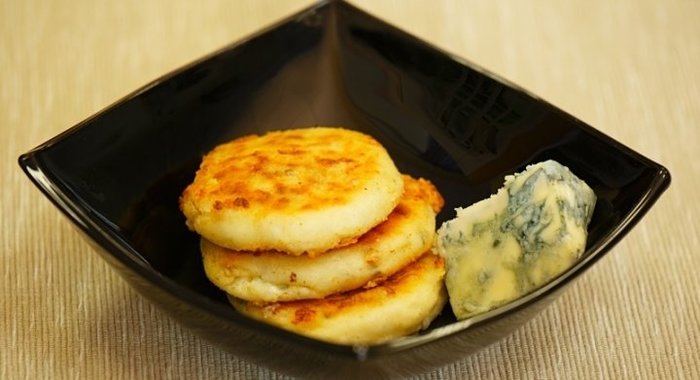 Сырники с дор блю