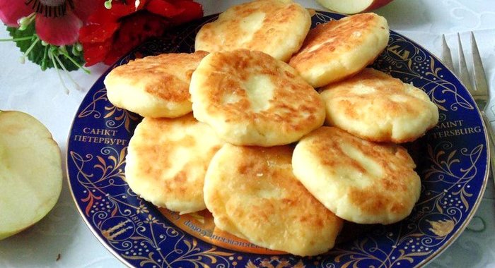 Сырники с яблоками