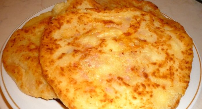 Сырные лепешки