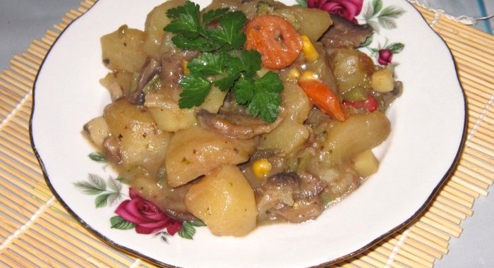 Овощи запеченные в горшочке