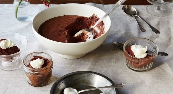 Шоколадный мусс с оливковым маслом