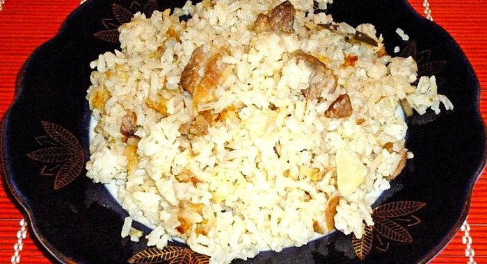 Рисовое рагу с мясом и капустой