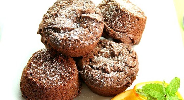 Маленькие шоколадные пирожные