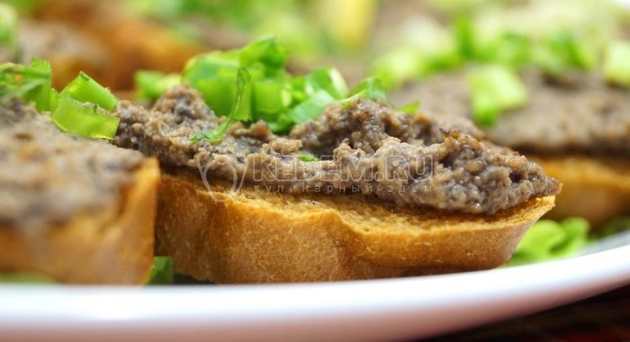 Паштет из куриной печени с грибами