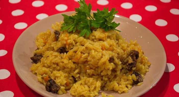 Плов с белыми грибами