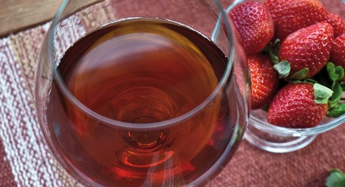 Вино из клубники