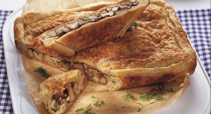 Грибной пирог с каштанами