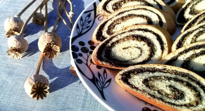 Рулет с маком