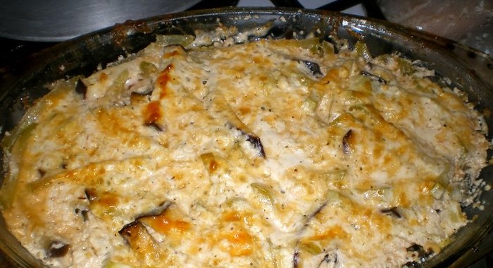 Овощи под сырным соусом