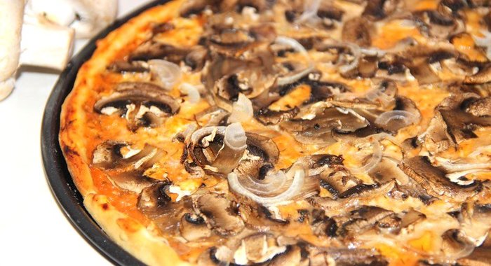 Грибная пицца