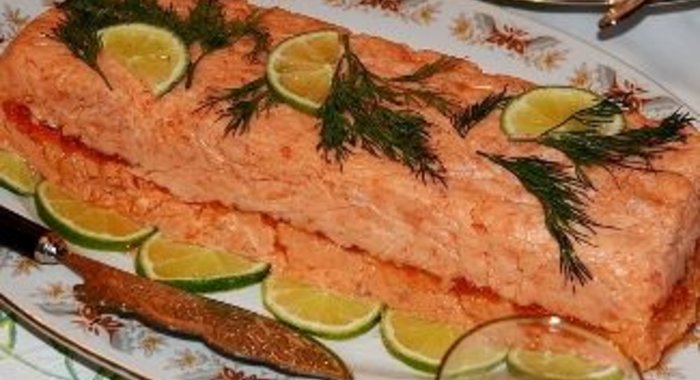 Рыбный паштет с красной икрой