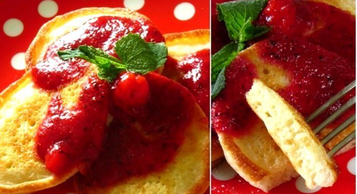 Оладьи с клубнично-мятным соусом