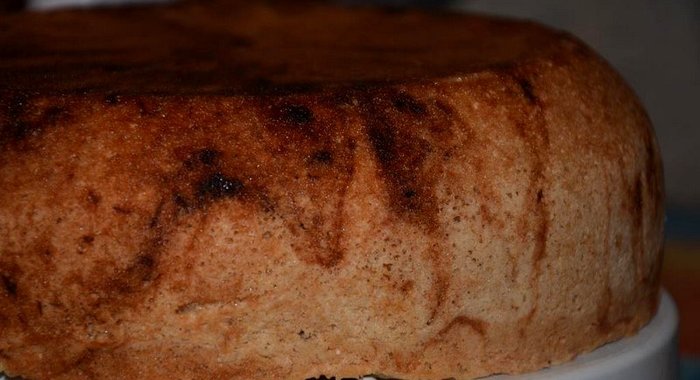 Шарлотка шоколадно-банановая