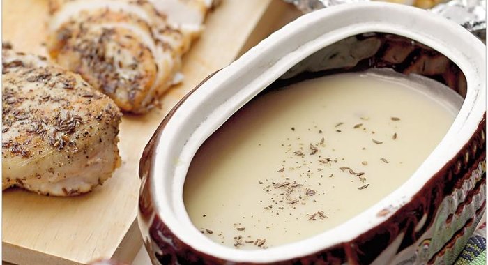 Крем-суп из картофеля и и запеченного чеснока с куриным филе