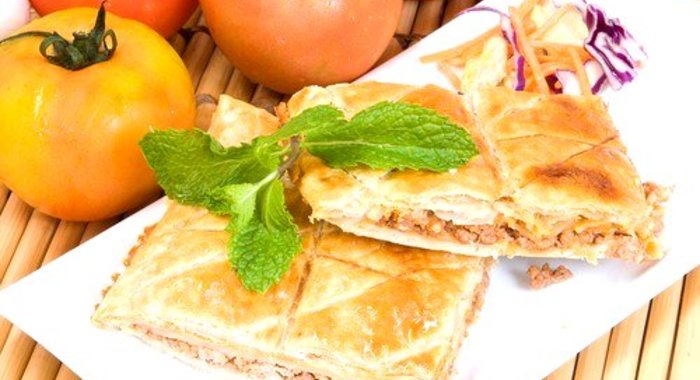 Пирожки с грибами и панчеттой