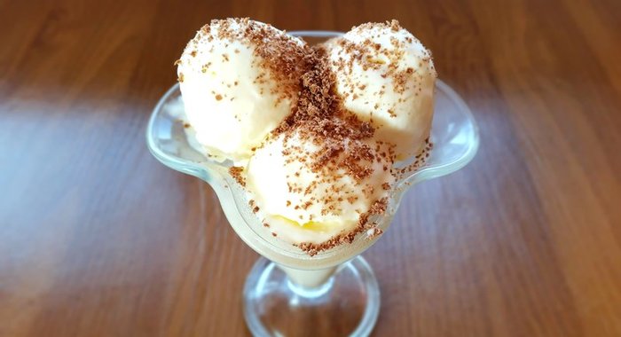 Быстрое домашнее мороженое из сгущенки