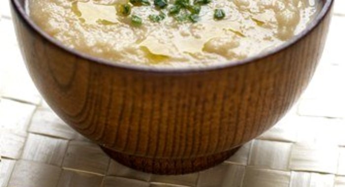 Сырный суп с сельдереем