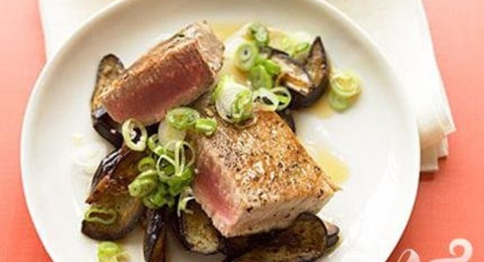 Стейк тунца по-азиатски