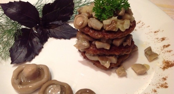 Баклажанные оладьи с начинкой