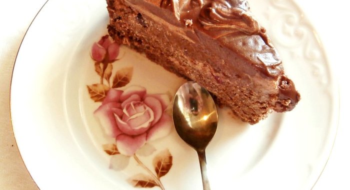 Торт «Пьяная вишня» с шоколадом