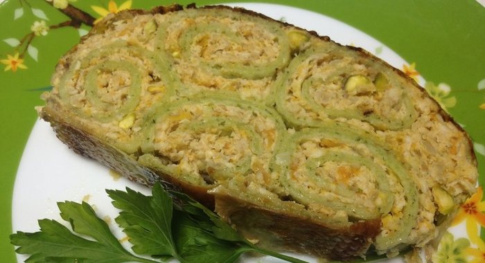 Курица, фаршированная блинами