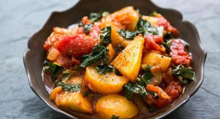 Овощное рагу с капустой кале