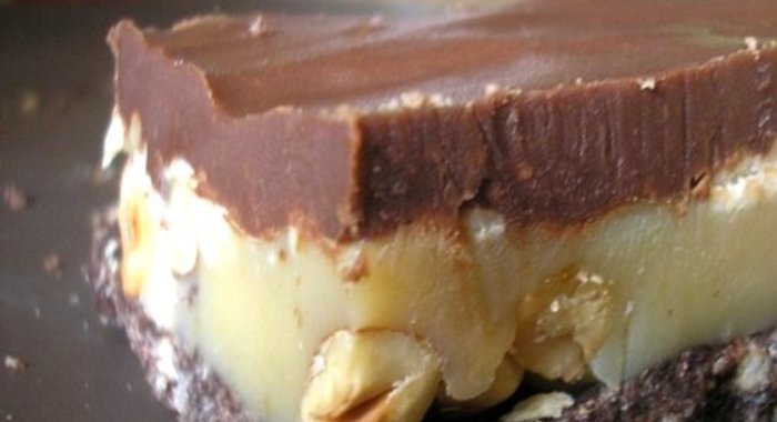 Шоколадно-карамельные пирожные