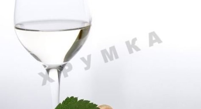 Домашнее вино из белой смородины