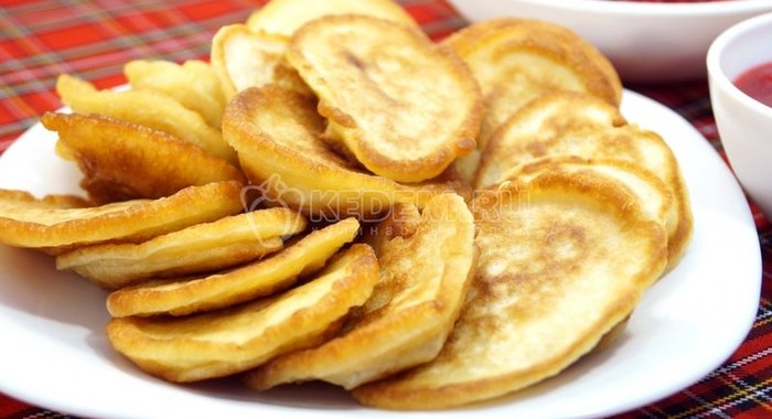 Цыпленок с фенхелем, маслинами и белым вином