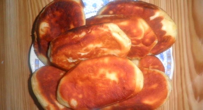 Жареные пирожки с горохом