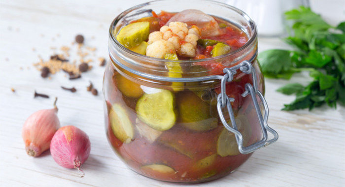 Овощи в томатной заливке