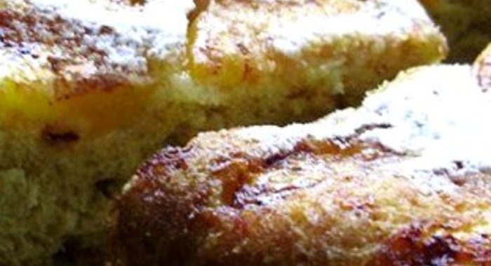 Воздушная шарлотка с корицей