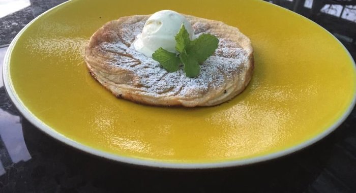 Тонкий яблочный пирог