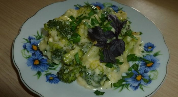 Миндально-яблочный рулет