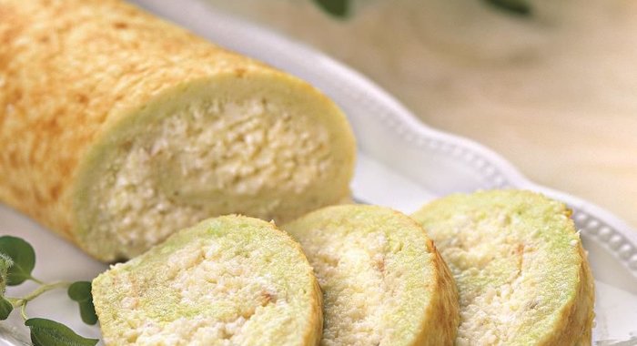 Сырный рулет с сельдереем
