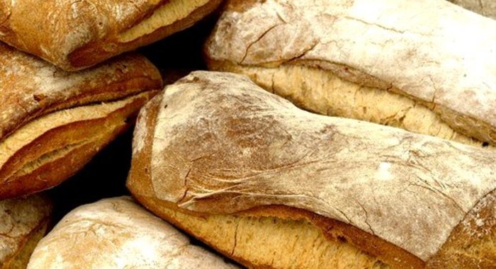 Хлеб с грюйером и кумином