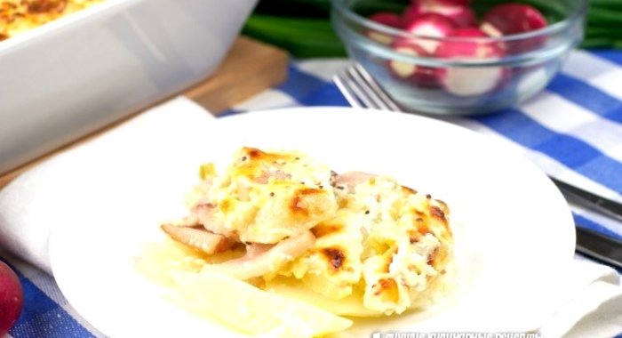 Картофельная запеканка с беконом