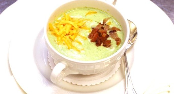 Сливочный суп-пюре со шкварками