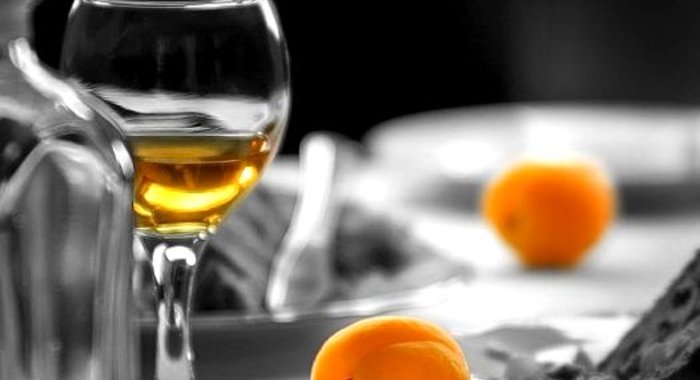 Вино из абрикосов