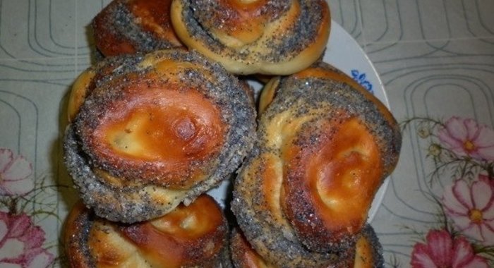 Плюшки с маком