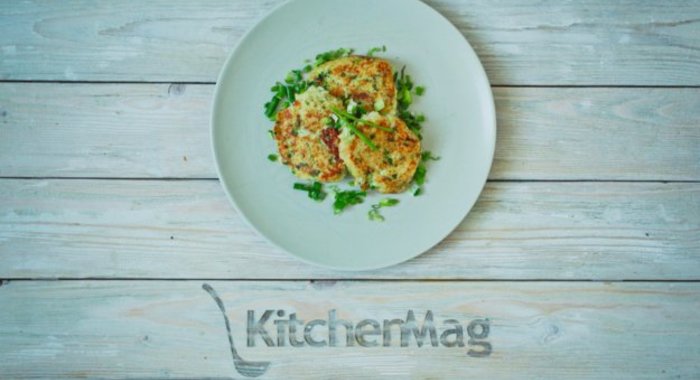 Рыбные котлеты с зеленым луком