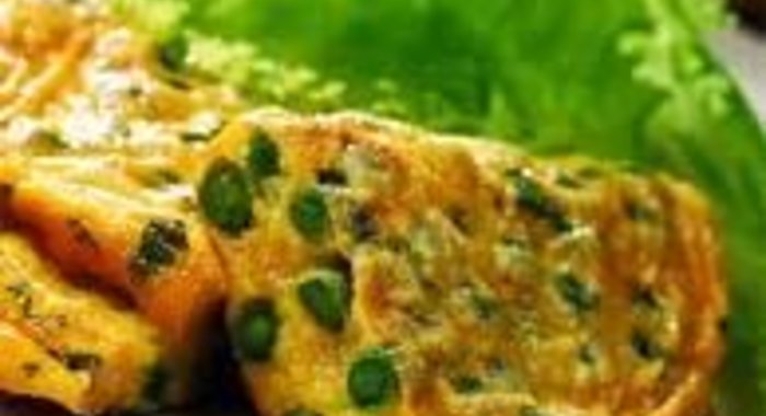 Омлет с горошком и мятой