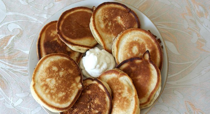 Оладьи на кефире с корицей