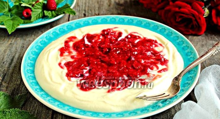 Творожный крем с ревенево-малиновым компотом