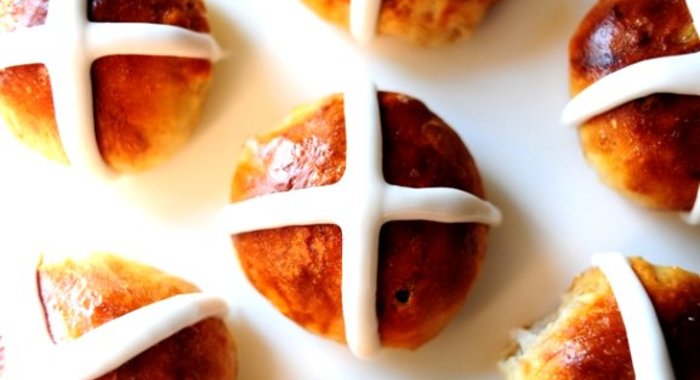 Сдобные булочки на Пасху