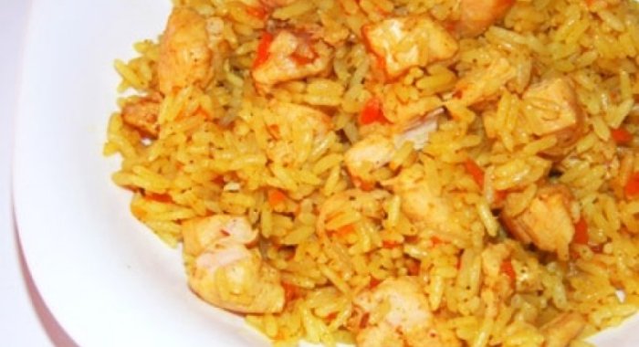 Плов в духовке с курицей