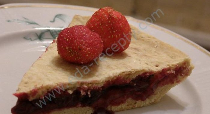 Постный пирог с вишней