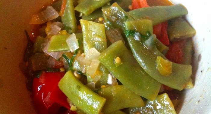 Рагу из свежей зеленой фасоли